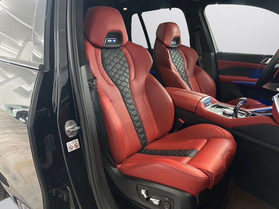 BMW X5 M Competition - foto 13