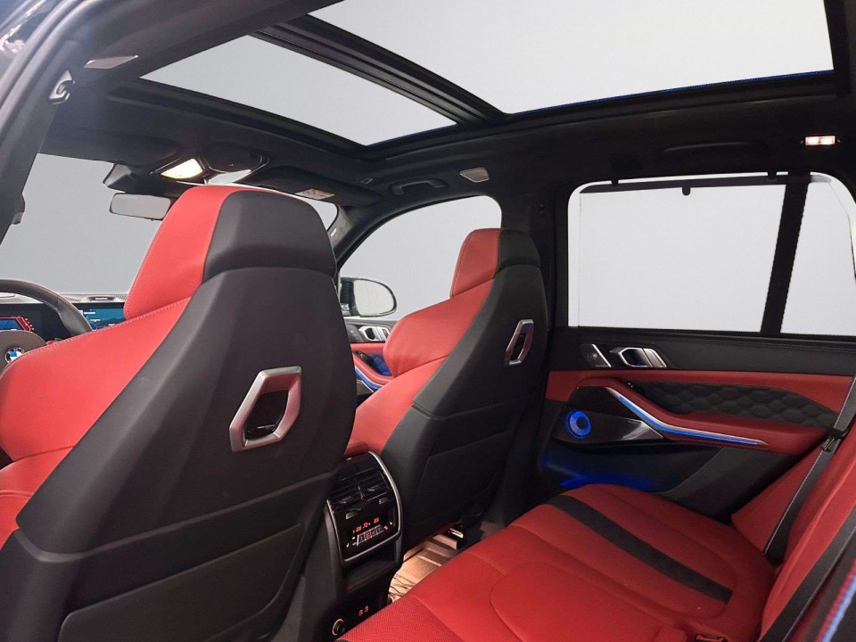 BMW X5 M Competition - foto 11