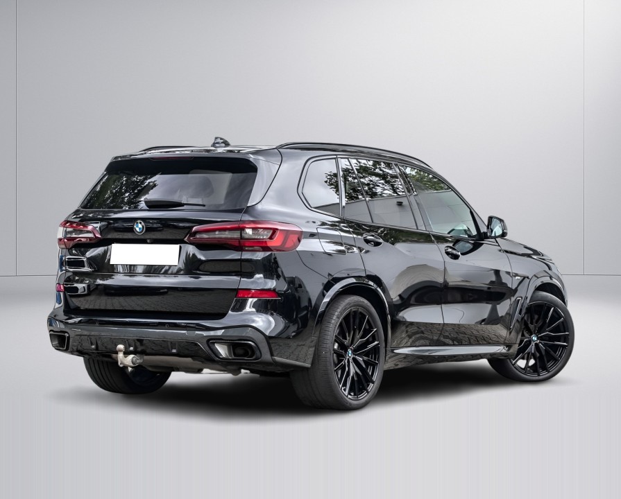 BMW X5 xDrive30d M-Sport (2)