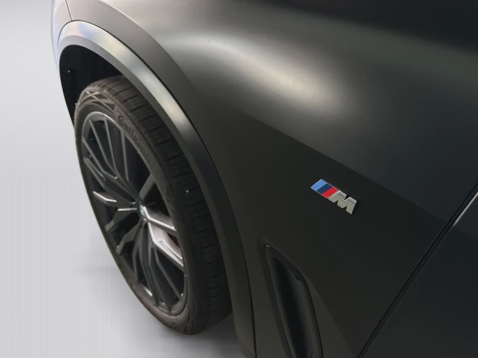 BMW X5 xDrive30d Black Vermilion - foto 13