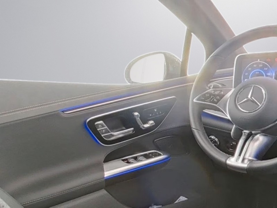 MERCEDES-BENZ EQE 2025 — imagine 16
