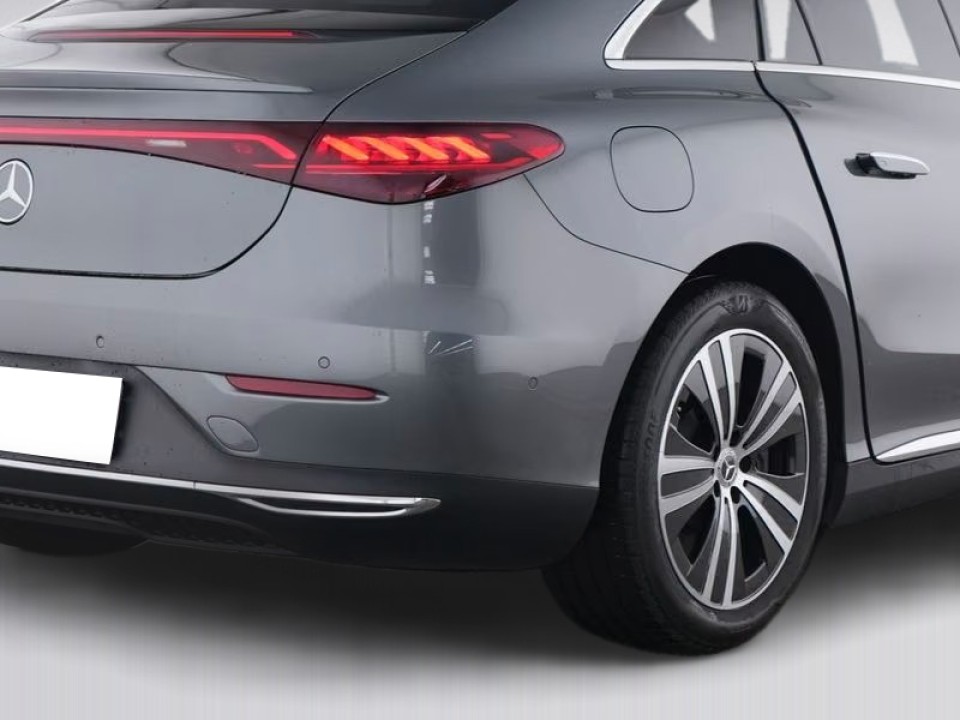 MERCEDES-BENZ EQE 2025 — imagine 18