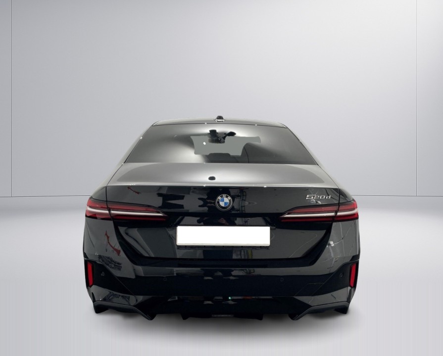 BMW Seria 5 2025 — imagine 4