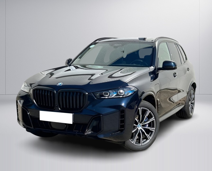 BMW X5 2023 — imagine 1