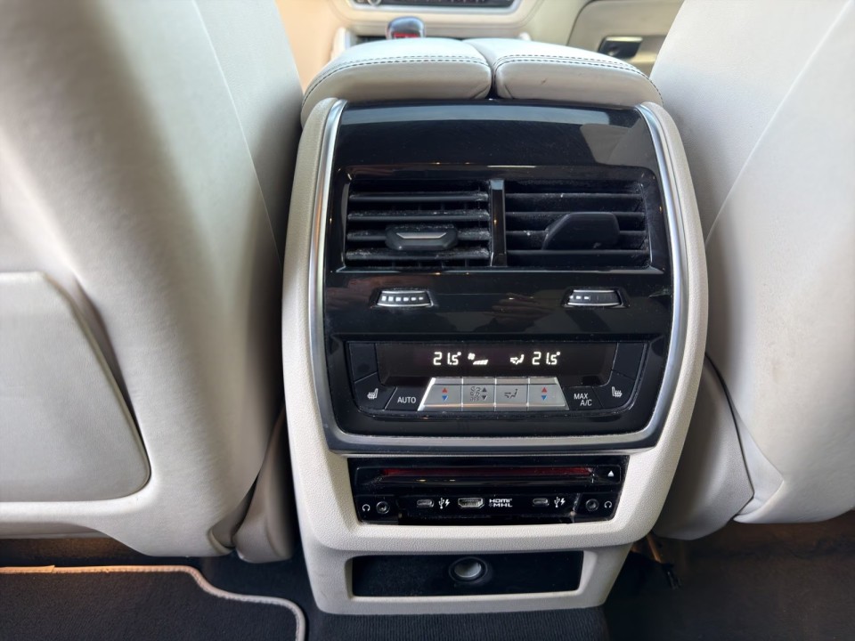 BMW X6 M Competition - foto 21
