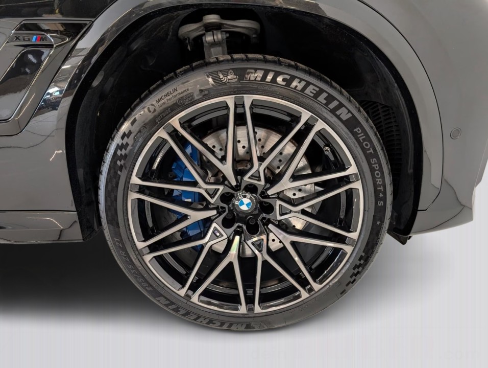 BMW X6 M Competition - foto 21