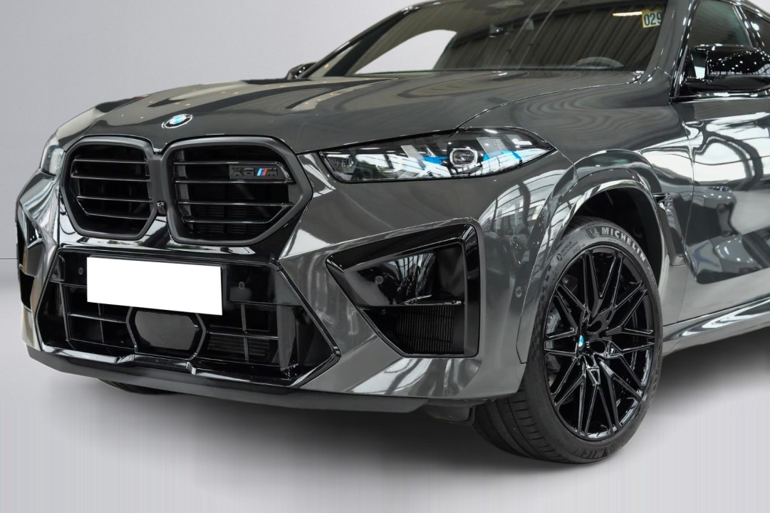 BMW X6 M Competition - foto 18