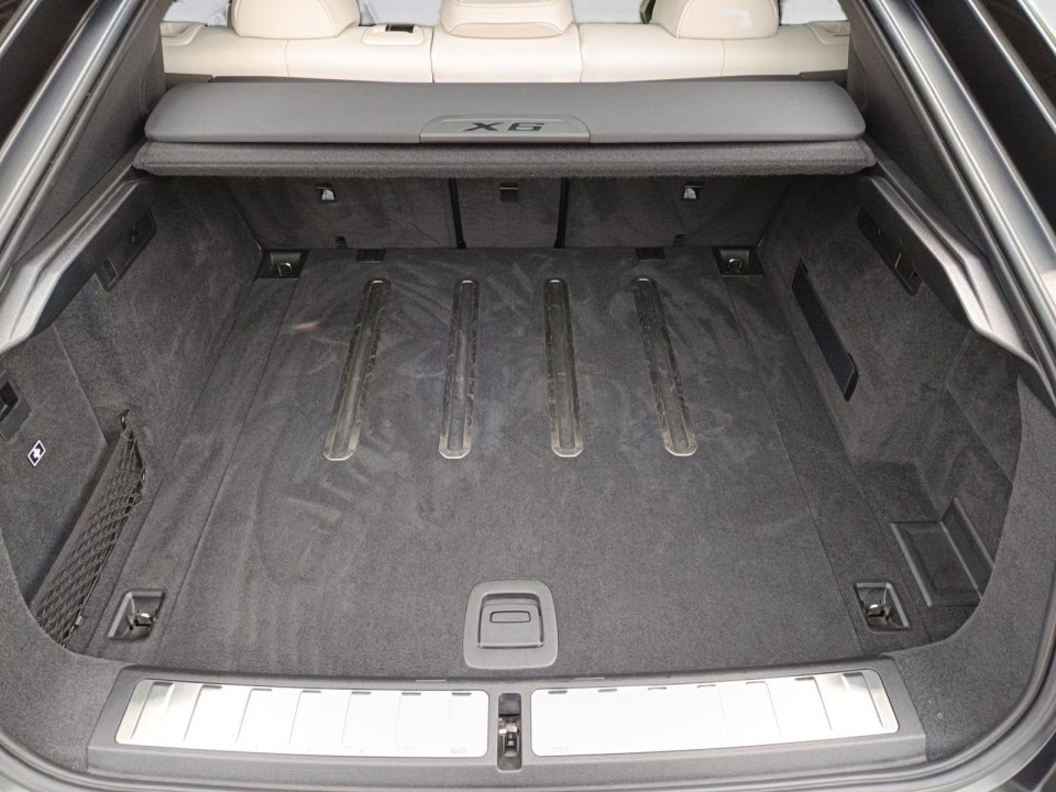 BMW X6 M Competition - foto 20