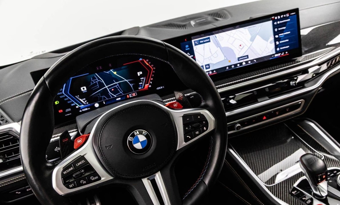 BMW X6 M Competition - foto 11