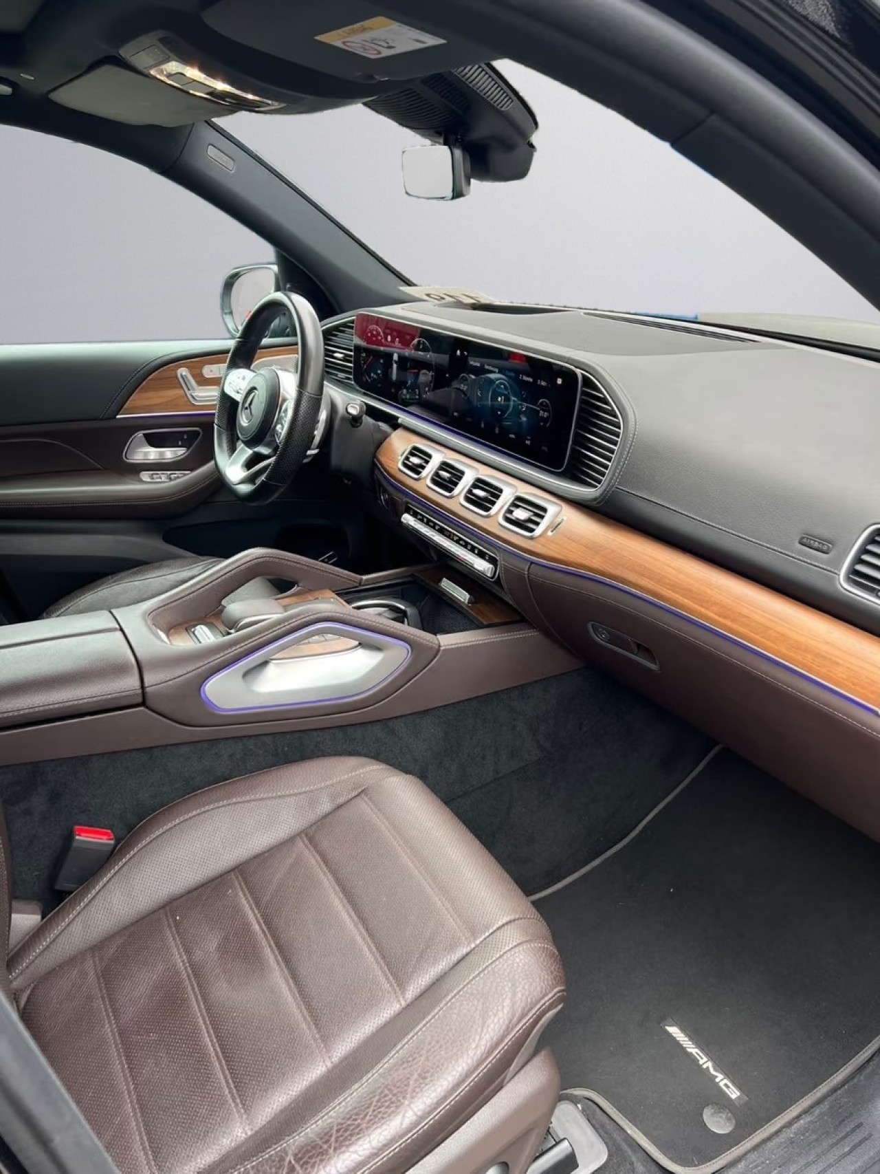 Mercedes-Benz GLS 400d 4MATIC AMG Line - foto 11