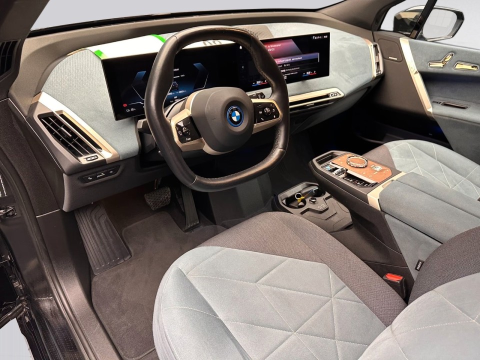 BMW iX 2022 — imagine 17