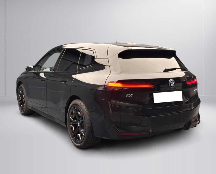 BMW iX 2022 — imagine 3
