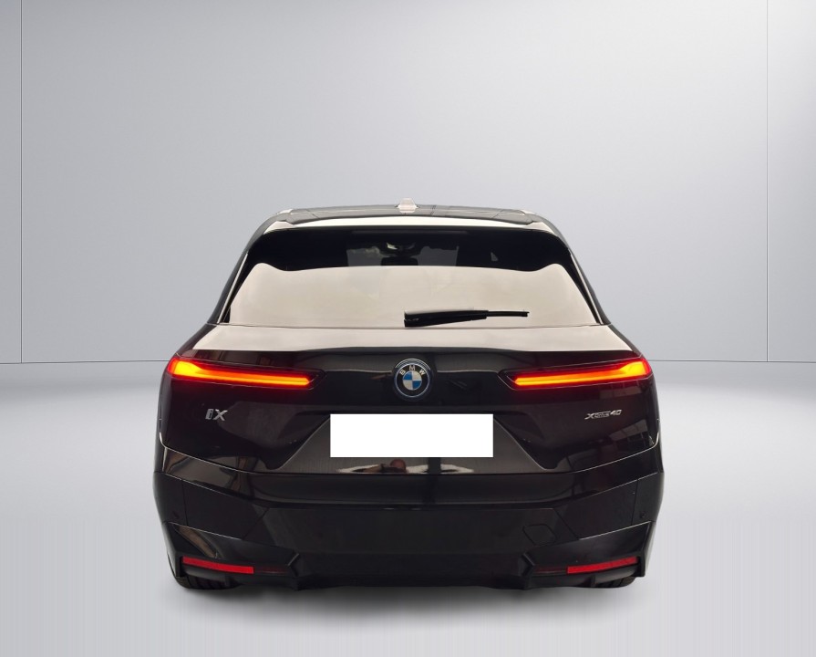 BMW iX 2022 — imagine 4