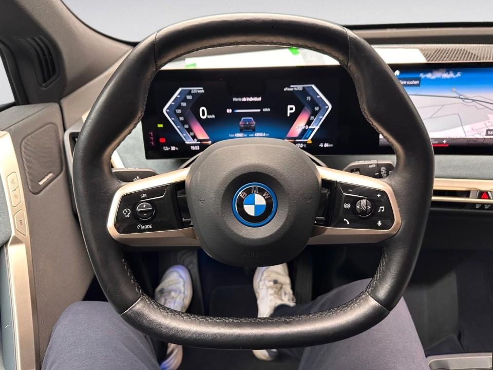 BMW iX 2022 — imagine 15