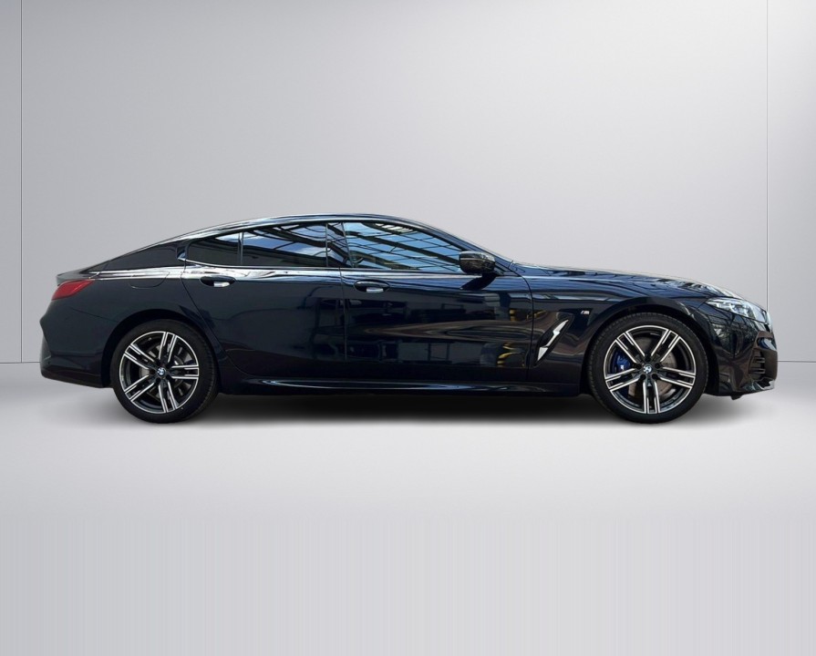BMW Seria 8 2024 — imagine 2