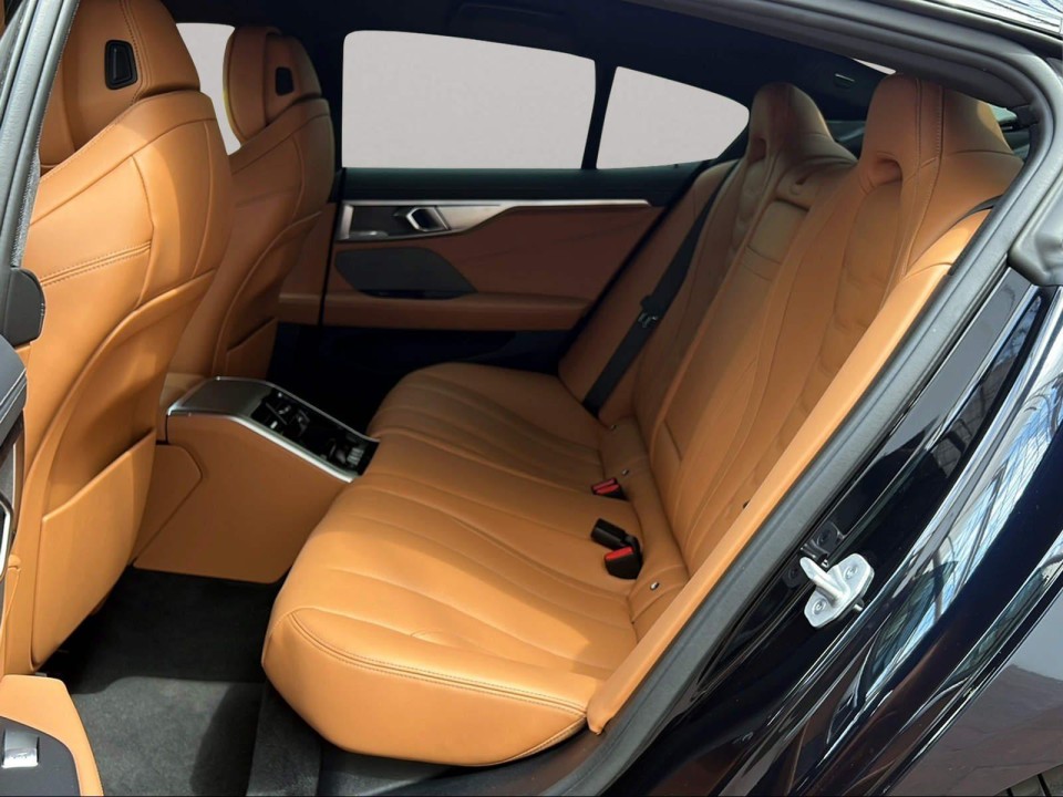 BMW Seria 8 2024 — imagine 19