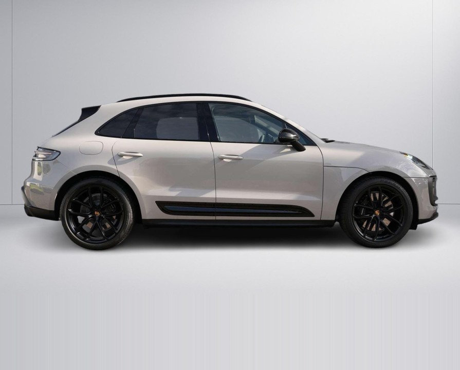 PORSCHE Macan 2023 — imagine 3