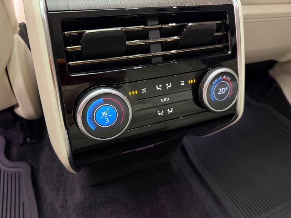 Land Rover Range Rover P440e LWB Autobiography - foto 15