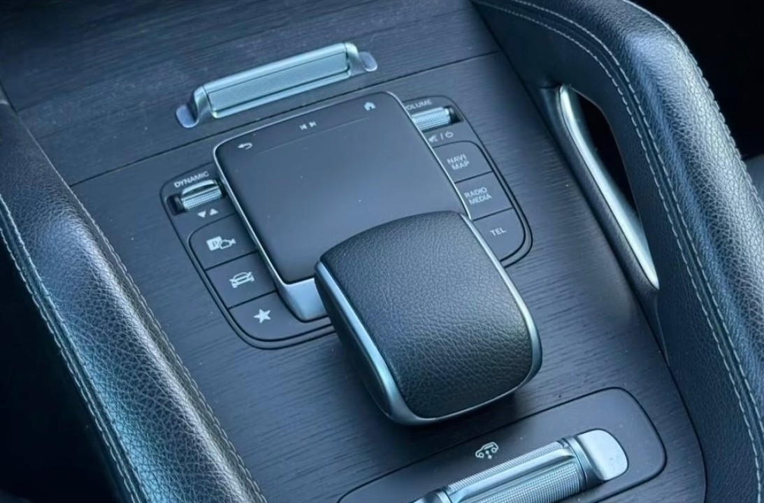 Mercedes-Benz GLS 400d 4MATIC AMG Line - foto 14