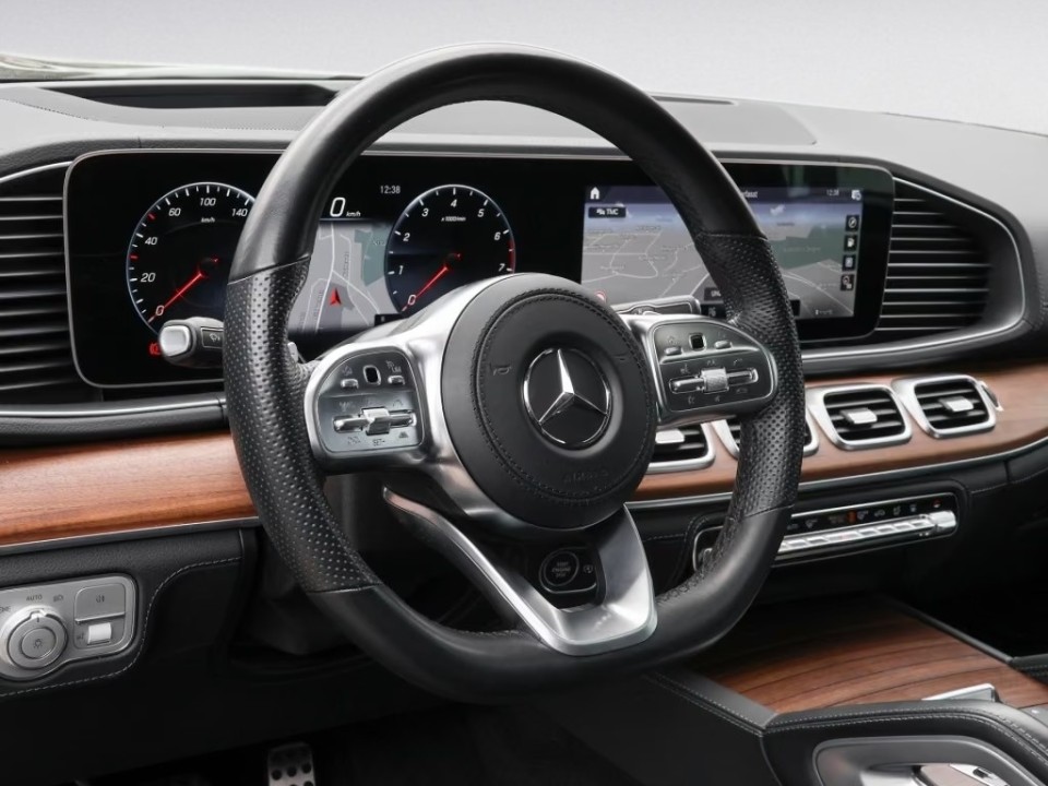 MERCEDES-BENZ GLS 2022 — imagine 3