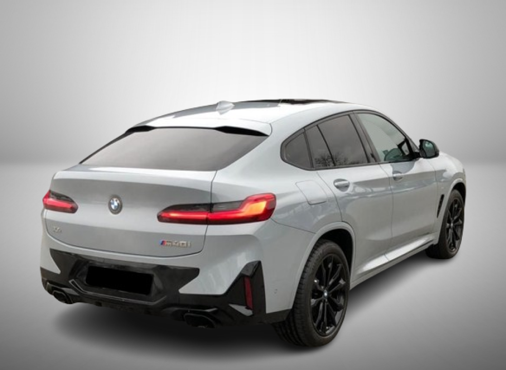 BMW X4 M40i (2)