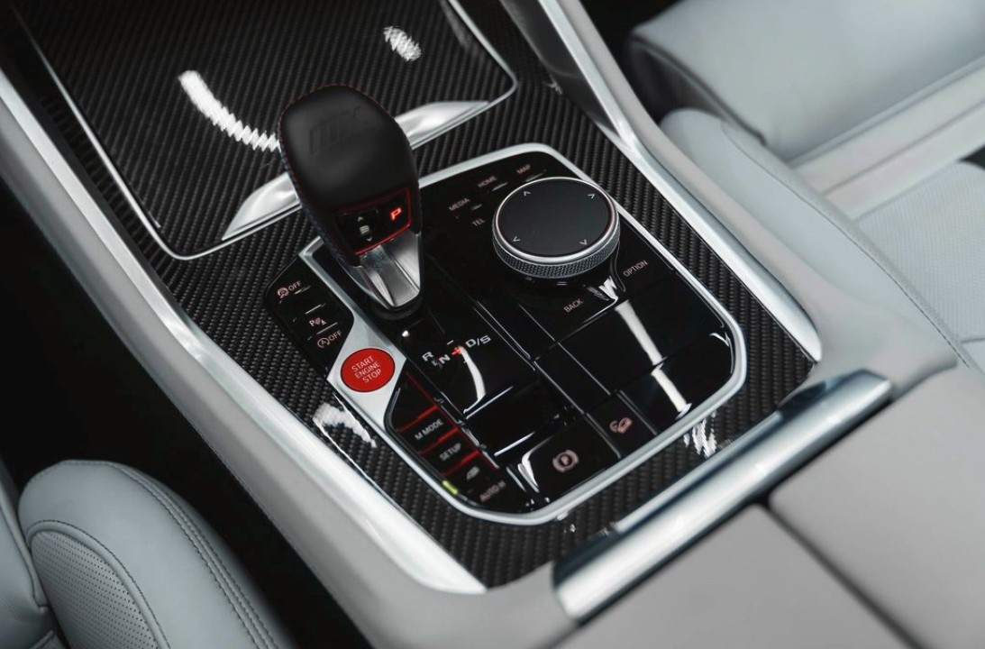 BMW X5 M Competition - foto 10