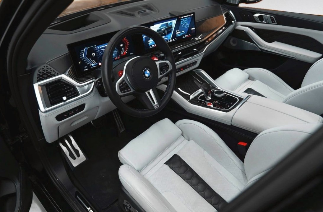 BMW X5 M Competition - foto 6