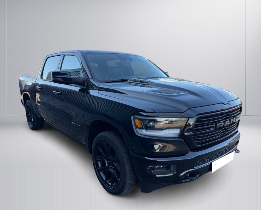 Dodge RAM 1500 Laramie Night Edition