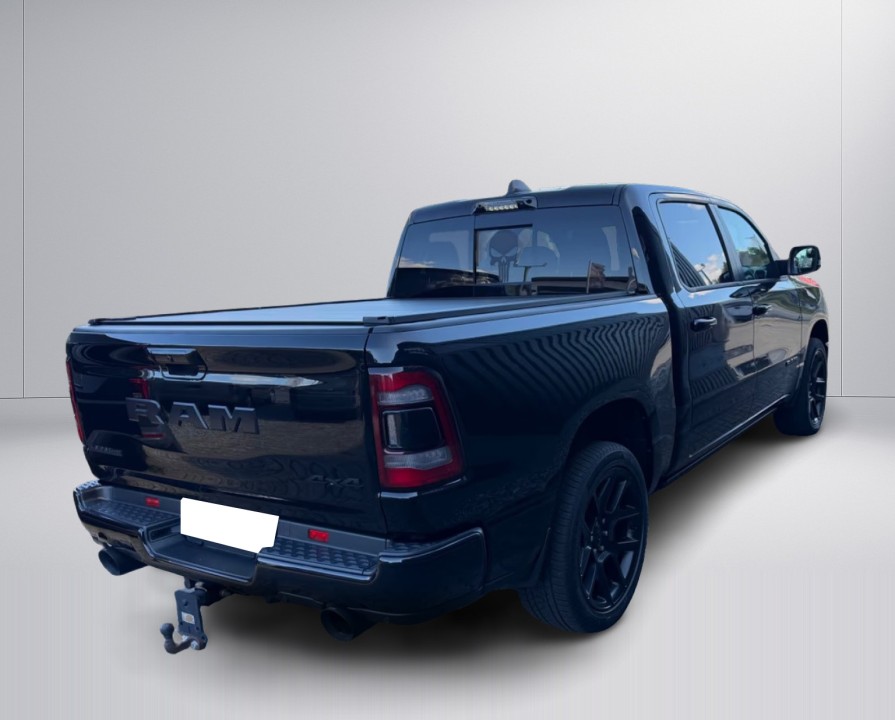 Dodge RAM 1500 Laramie Night Edition (2)