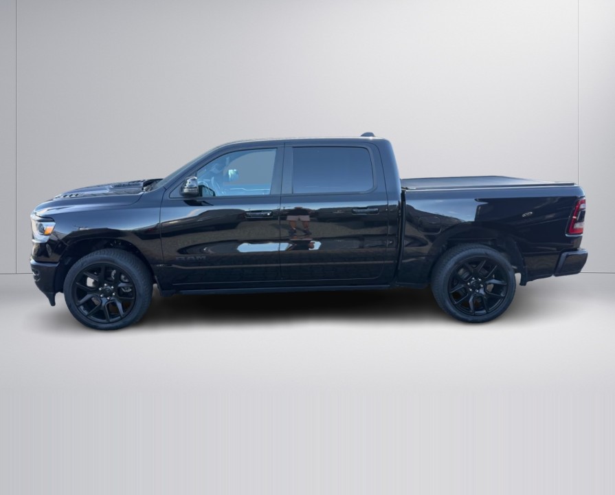 Dodge RAM 1500 Laramie Night Edition (4)