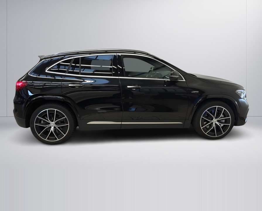 MERCEDES-BENZ GLA 2025 — imagine 2