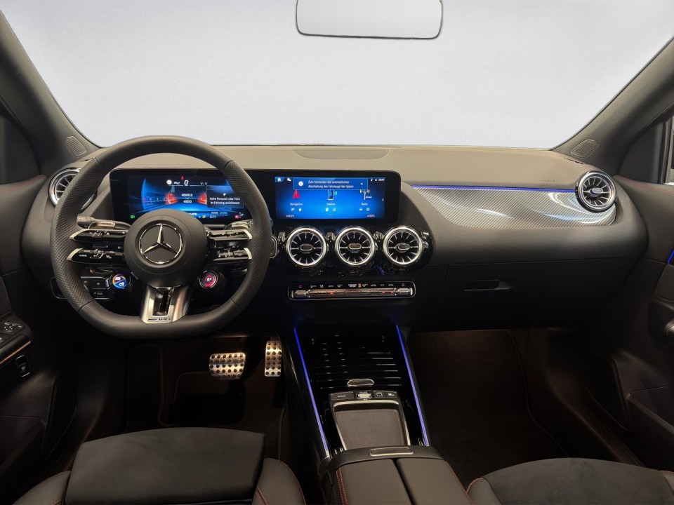Mercedes-AMG GLA 35 4MATIC - foto 11