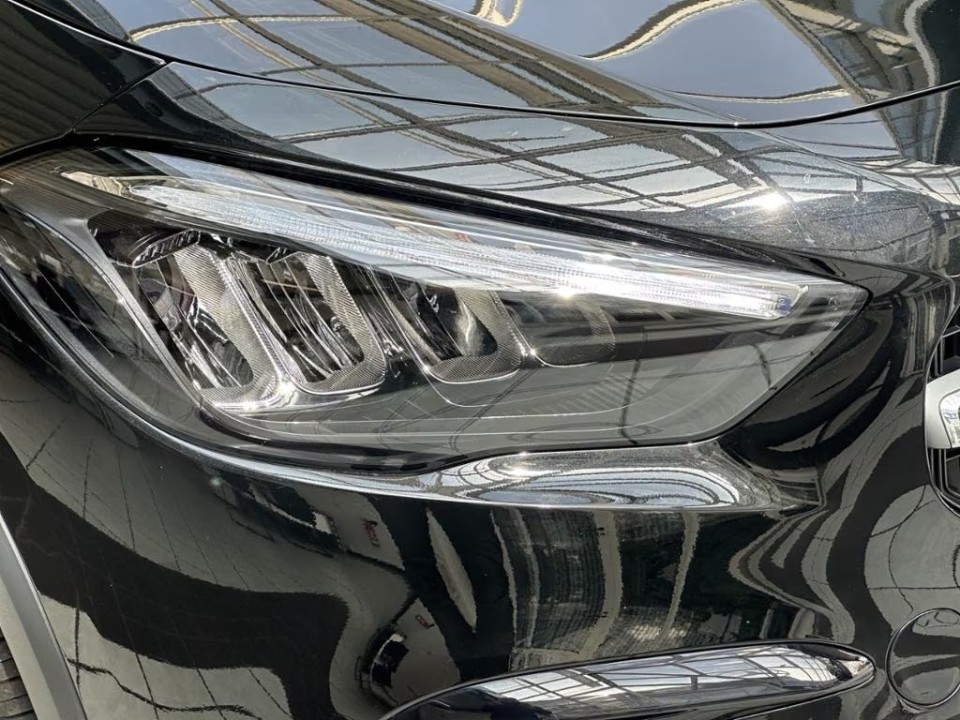 Mercedes-Benz GLA 200d - foto 21