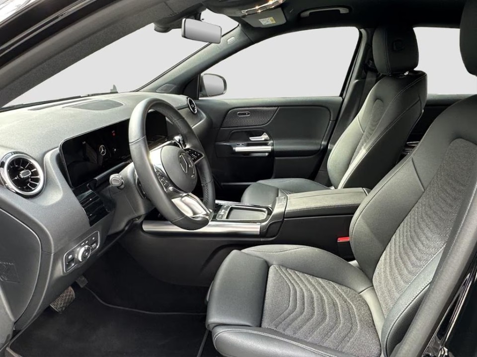 Mercedes-Benz GLA 200d - foto 11
