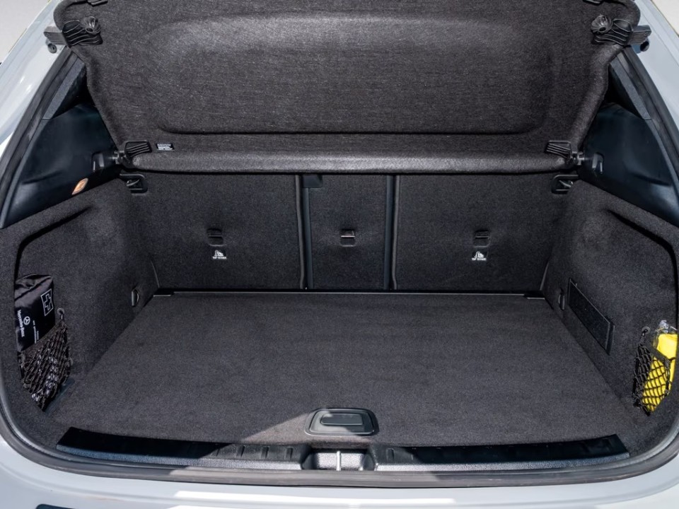 Mercedes-Benz GLA 200d AMG Line - foto 12