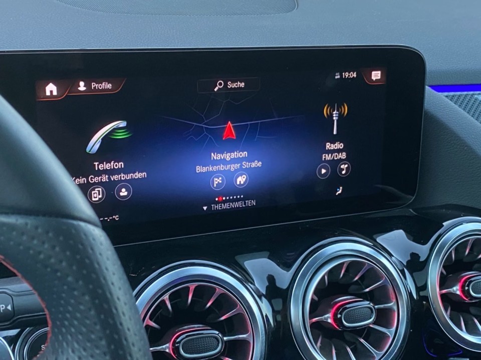 Mercedes-Benz GLA 220d 4MATIC AMG Line - foto 27