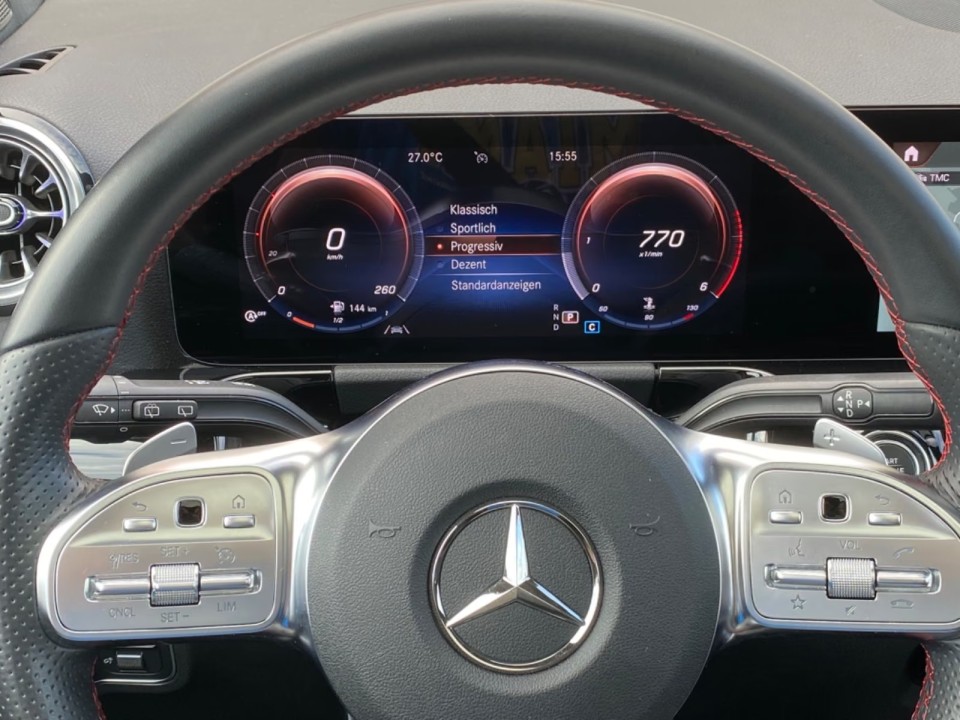 Mercedes-Benz GLA 220d 4MATIC AMG Line - foto 15