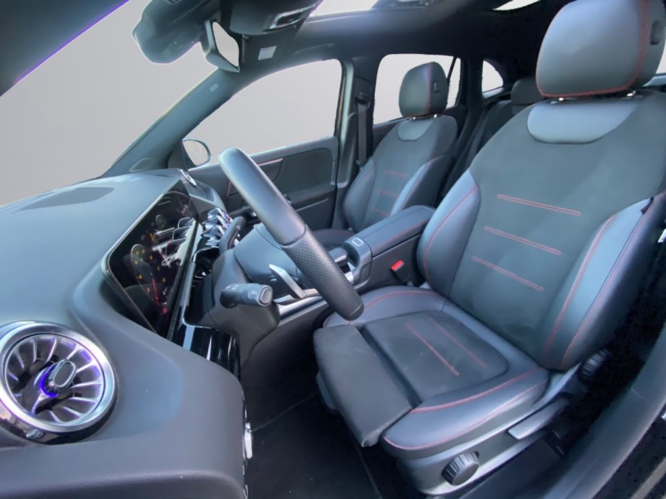 Mercedes-Benz GLA 220d 4MATIC AMG Line - foto 13