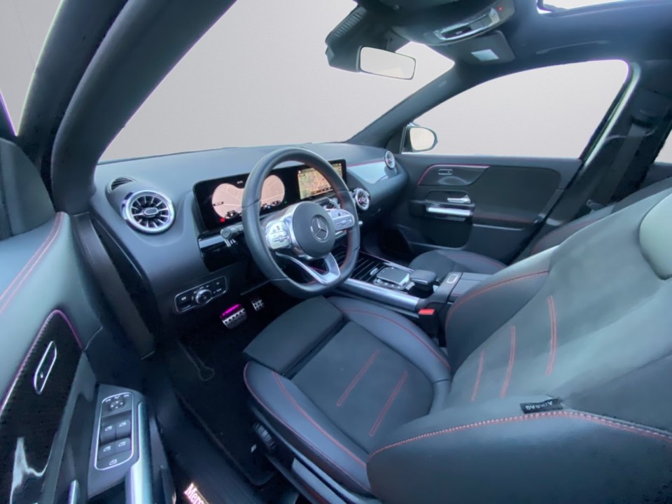 Mercedes-Benz GLA 220d 4MATIC AMG Line - foto 11