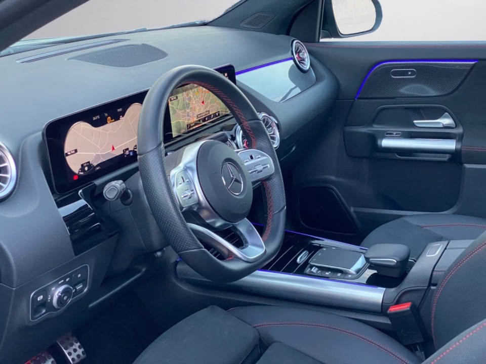 Mercedes-Benz GLA 220d 4MATIC AMG Line - foto 9