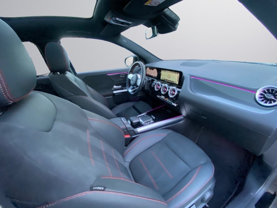 Mercedes-Benz GLA 220d 4MATIC AMG Line - foto 12