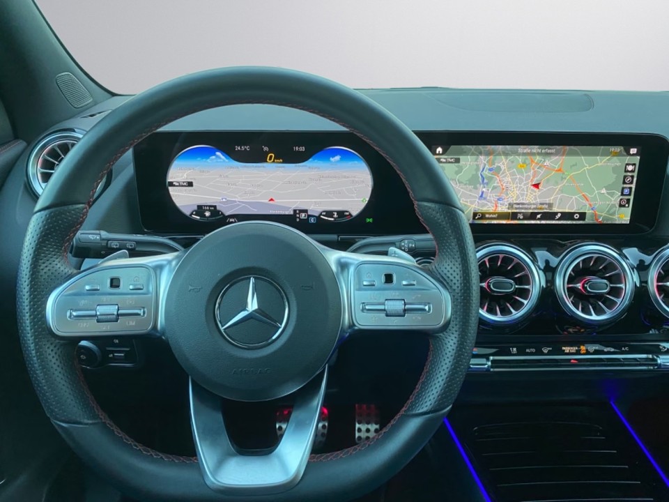 Mercedes-Benz GLA 220d 4MATIC AMG Line - foto 7