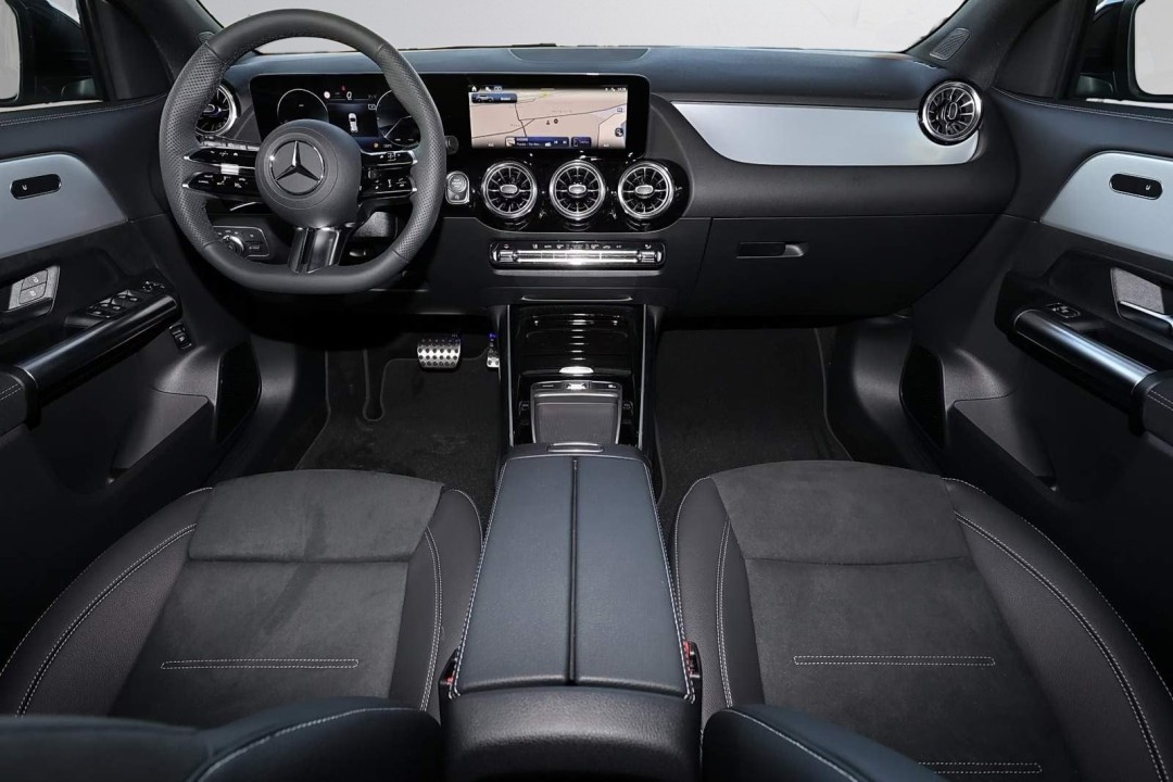 MERCEDES-BENZ GLA 2025 — imagine 4