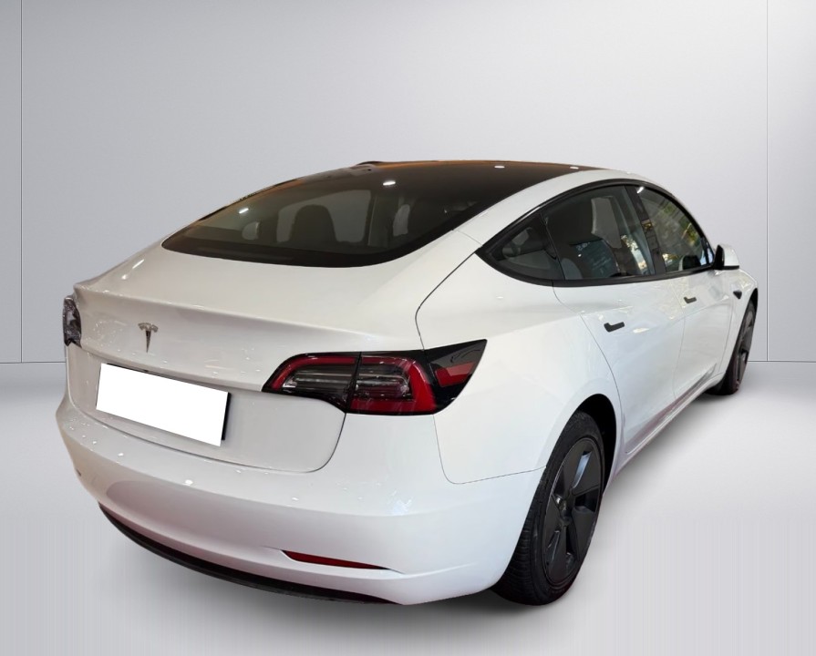 TESLA Model 3 2023 — imagine 16