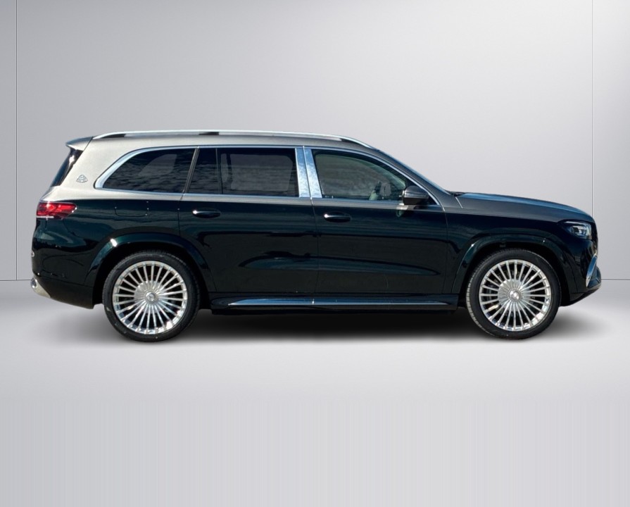 MERCEDES-BENZ GLS 2025 — imagine 3