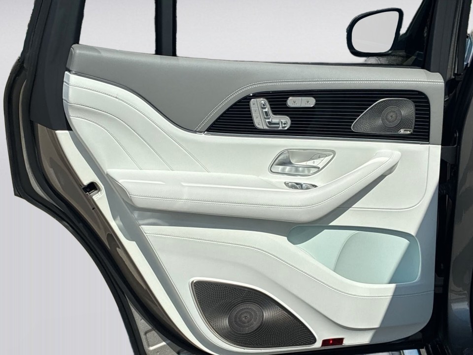 Mercedes-Benz GLS Maybach 600 4MATIC - foto 17