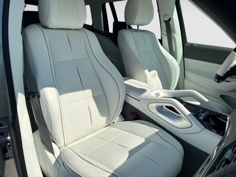 Mercedes-Benz GLS Maybach 600 4MATIC - foto 11