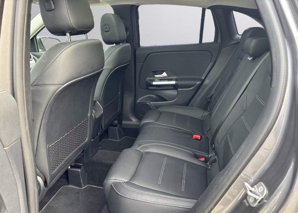 Mercedes-Benz GLA 250 4MATIC - foto 14