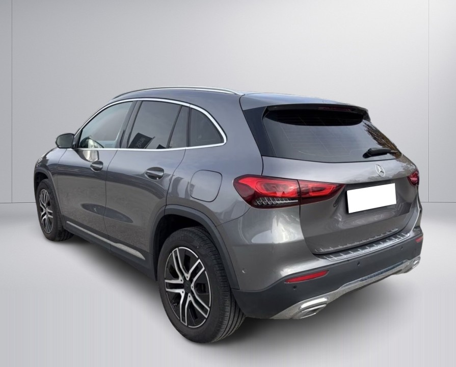 MERCEDES-BENZ GLA 2023 — imagine 5