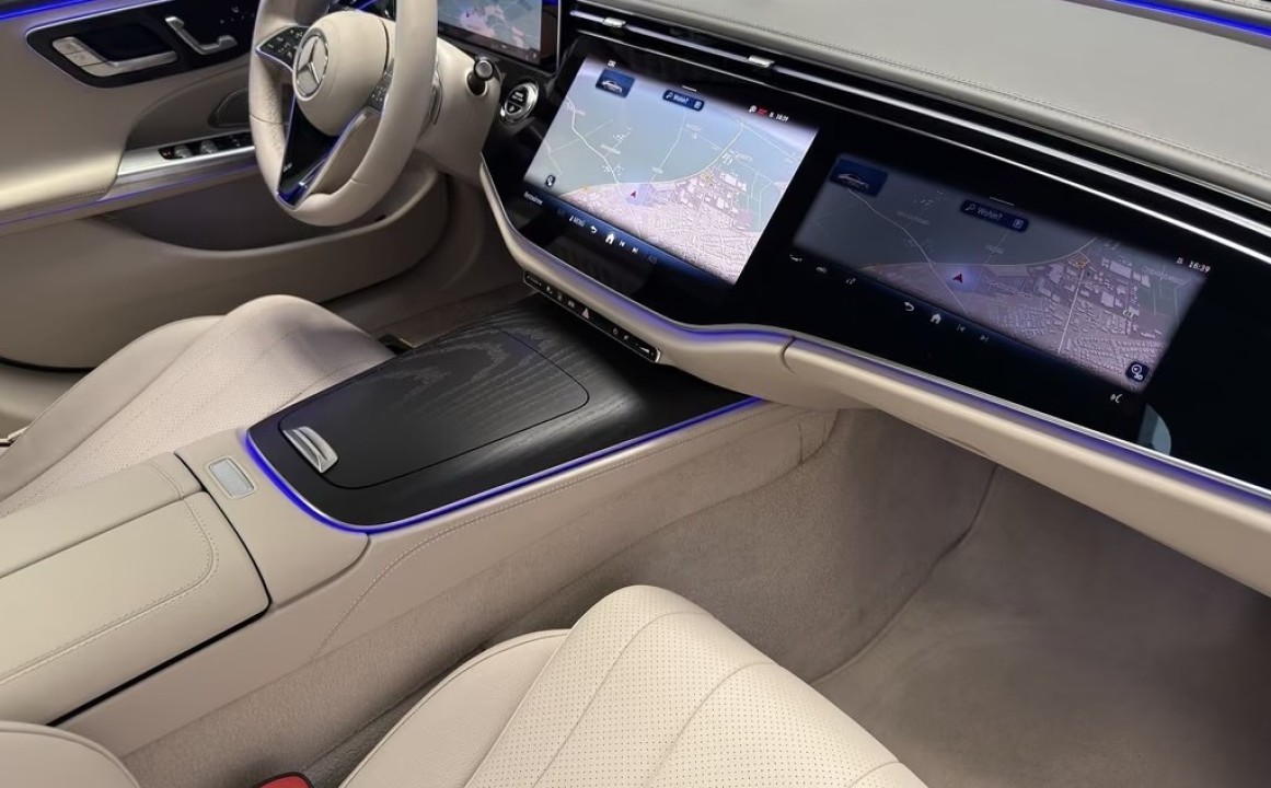 Mercedes-Benz E 450 4MATIC EXCLUSIVE - foto 12